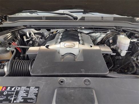 Used 2018 Cadillac Escalade ESV Luxury image 36