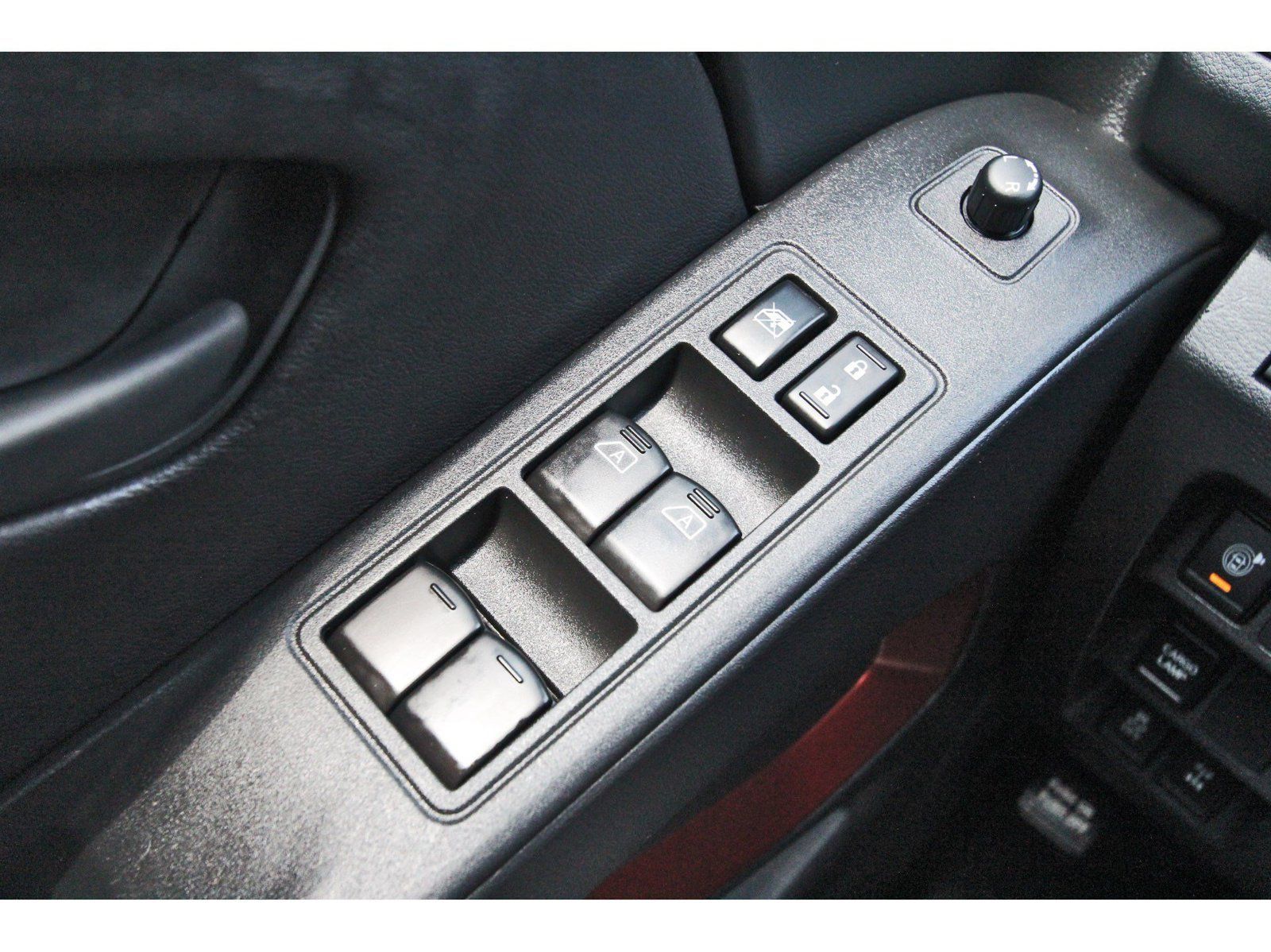 Used 2026 Nissan Frontier PRO-4X w/ Tow Package AWD/4WD image 19