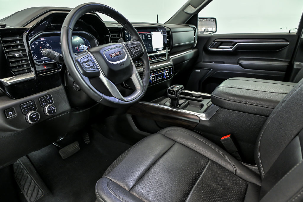 Used 2024 GMC Sierra 1500 SLT w/ SLT Premium Plus Package AWD/4WD image 13