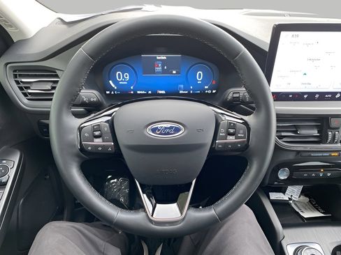 Certified 2023 Ford Escape Active w/ Tech Pack #2 image 11