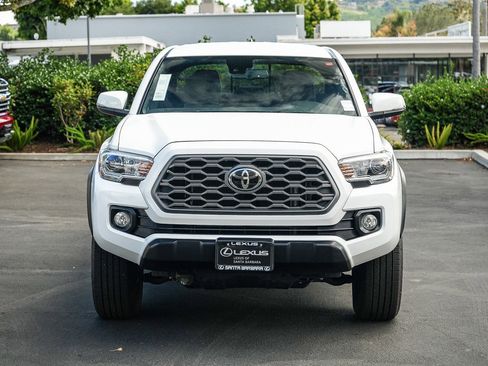 Used 2023 Toyota Tacoma TRD Off-Road AWD/4WD image 2