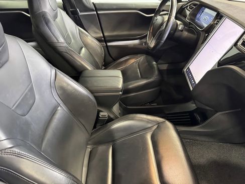 Used 2015 Tesla Model S 85D image 6