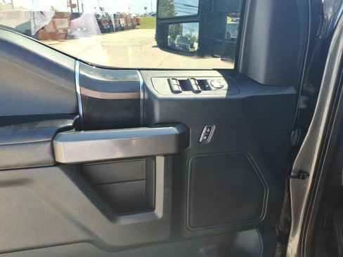 Used 2018 Ford F150 XLT w/ Equipment Group 302A Luxury image 13