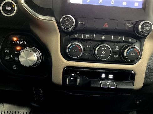 Used 2022 RAM 1500 Laramie image 16