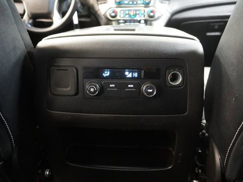 Used 2018 Chevrolet Tahoe LS image 30