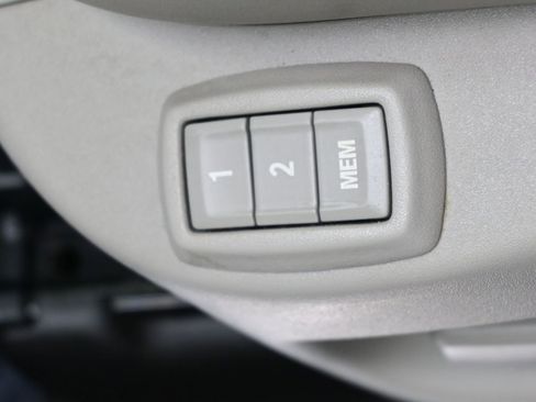 Used 2015 Cadillac SRX Luxury w/ Driver Awareness Package image 14