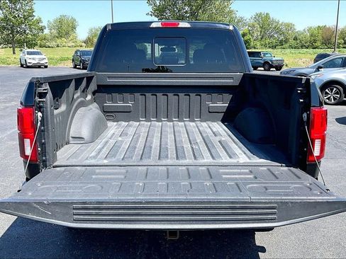 Used 2018 Ford F150 Lariat w/ Equipment Group 502A Luxury AWD/4WD image 19