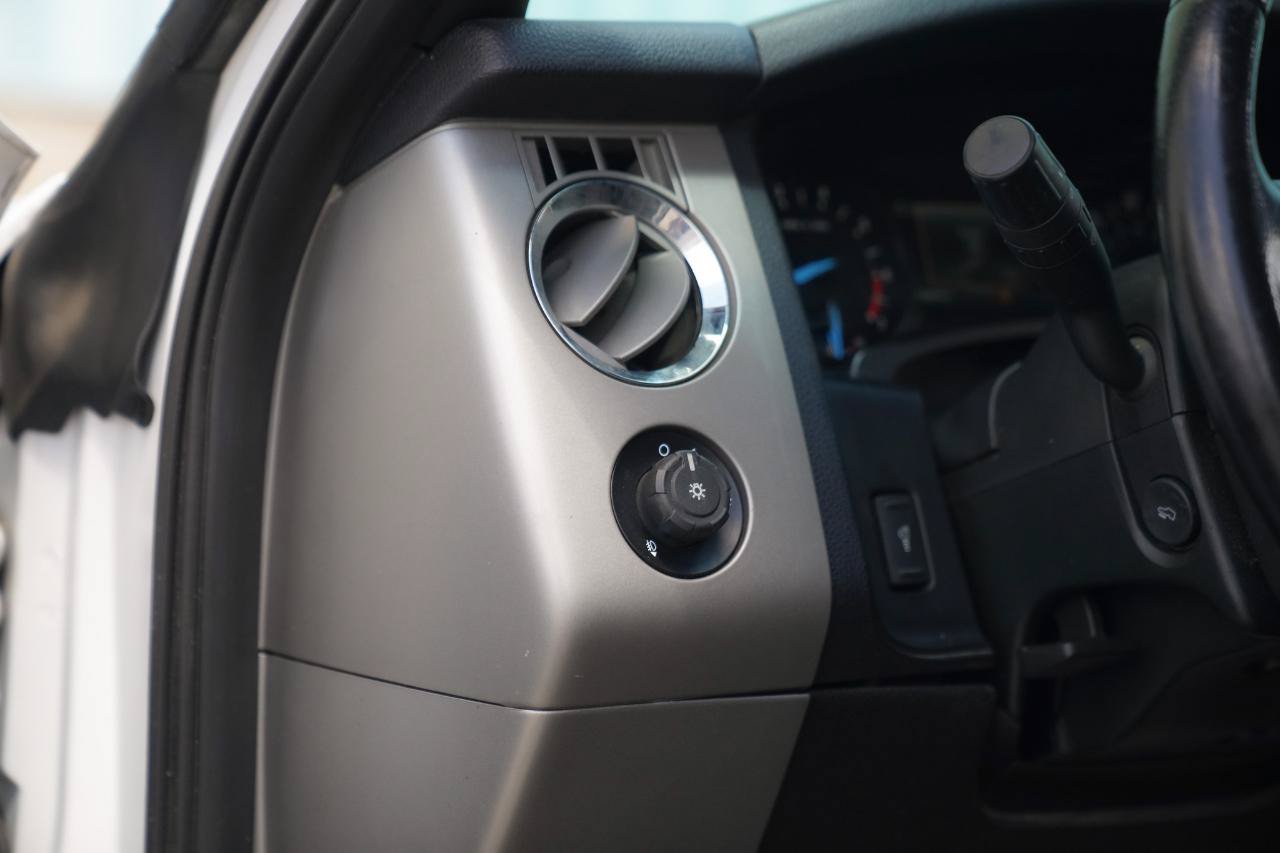 Used 2015 Ford Expedition EL XLT AWD/4WD image 27