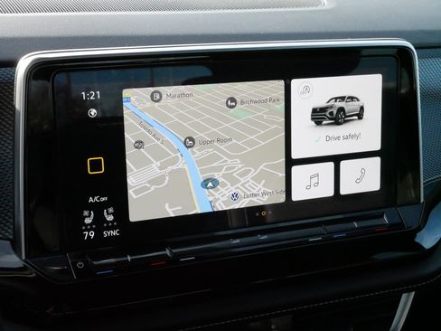 Certified 2024 Volkswagen Atlas Cross Sport SEL image 22