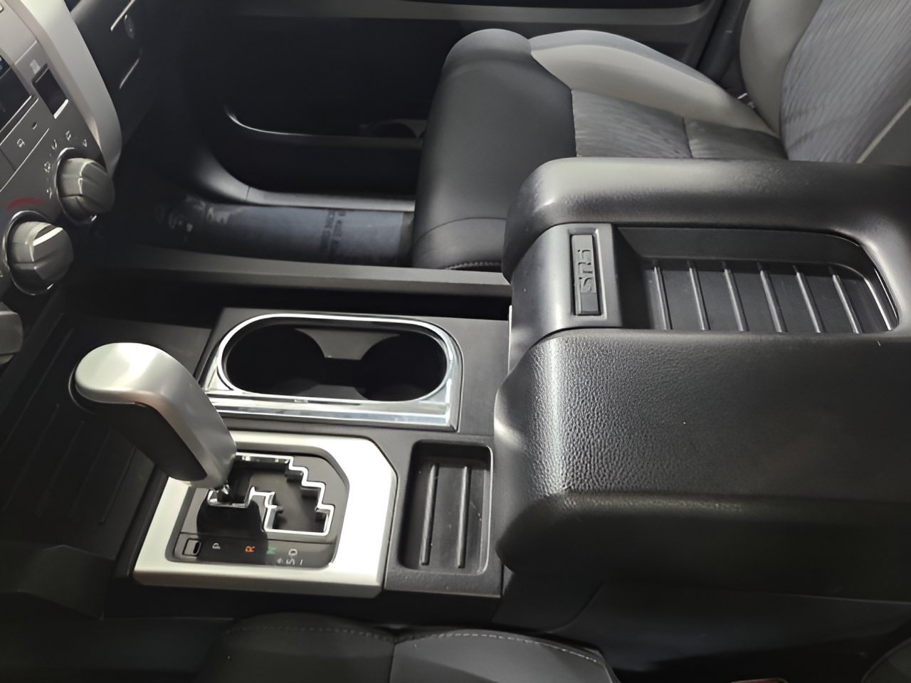 Used 2019 Toyota Tundra SR5 w/ TRD Off Road Package AWD/4WD image 31