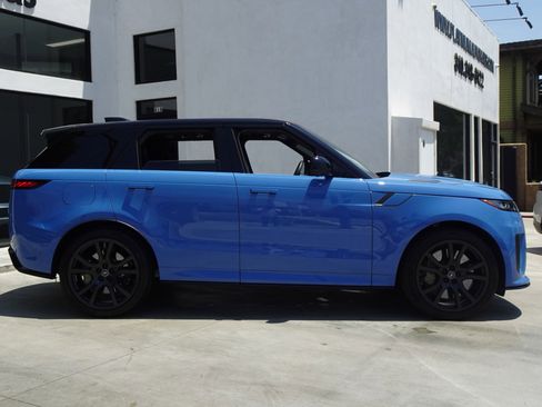 Used 2024 Land Rover Range Rover Sport SV Edition One Carbon Bronze image 9