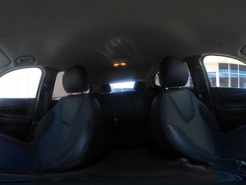 Used 2025 Buick Encore GX Preferred image 41