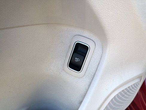 Certified 2021 Mercedes-Benz A 220 4MATIC image 14