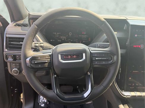Used 2026 GMC Yukon XL AT4 AWD/4WD image 13