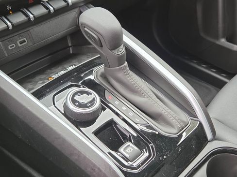New 2026 Chevrolet Colorado Trail Boss AWD/4WD image 14
