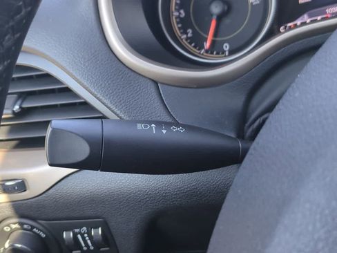 Used 2016 Jeep Cherokee Limited AWD/4WD image 28