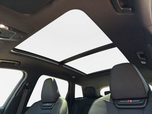 New 2025 Audi SQ6 e-tron Premium Plus image 30