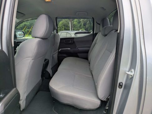 Used 2021 Toyota Tacoma SR5 RWD image 14
