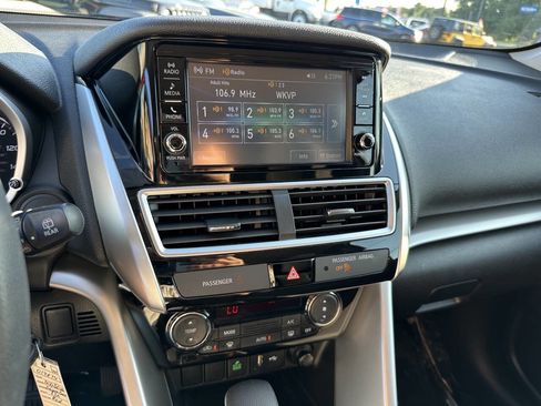 Used 2020 Mitsubishi Eclipse Cross ES image 25