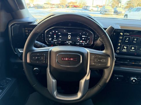 Used 2024 GMC Sierra 1500 Elevation w/ LPO, Elevation Black Package image 20