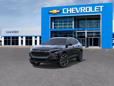 New 2026 Chevrolet Trax RS w/ Sunroof Package FWD image 8