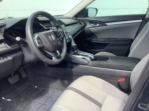 Used 2020 Honda Civic LX image 3