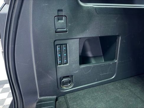 Used 2023 Ford Expedition Max Limited image 27