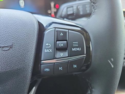 New 2026 Ford Escape SE image 17