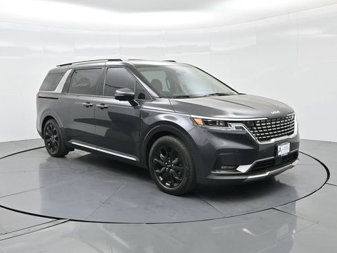 Used 2023 Kia Carnival SX Prestige image 68
