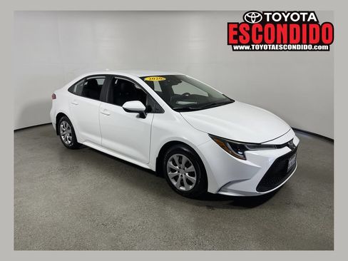 Certified 2020 Toyota Corolla LE FWD image 1