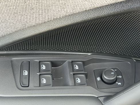 New 2026 Volkswagen Tiguan S image 15