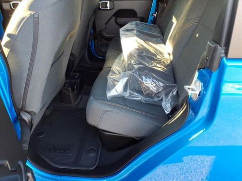 New 2026 Jeep Gladiator Willys image 12