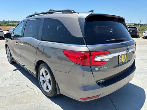 Used 2019 Honda Odyssey EX-L image 6