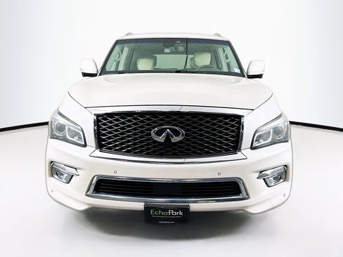 Used 2017 INFINITI QX80 2WD w/ Driver Assistance Package image 2