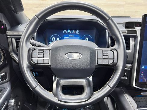 Used 2024 Ford Expedition Max Platinum AWD/4WD image 30