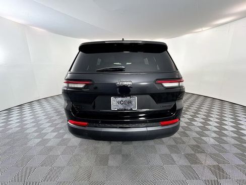 New 2025 Jeep Grand Cherokee L Limited image 8