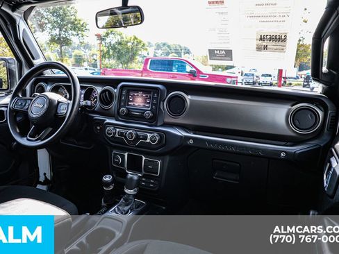 Used 2021 Jeep Wrangler Unlimited Sport image 31