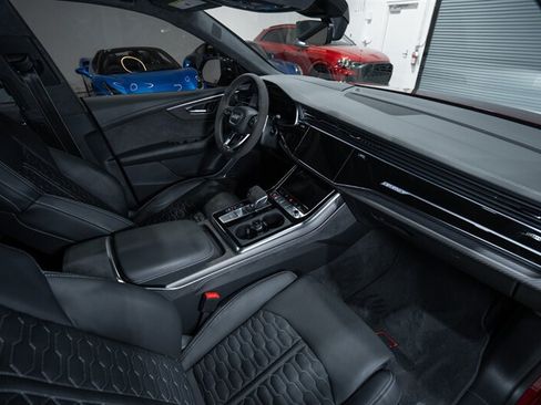 Used 2024 Audi RS Q8 AWD/4WD image 36