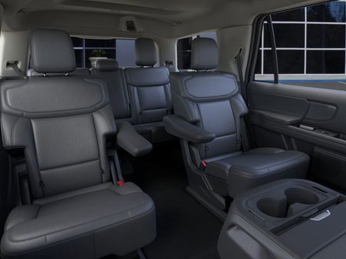 New 2026 Ford Expedition Active RWD image 40
