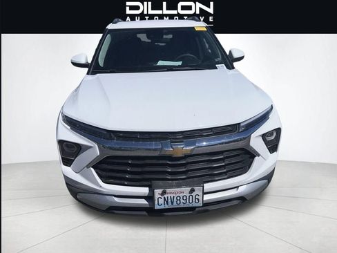 Used 2025 Chevrolet TrailBlazer LT AWD/4WD image 13