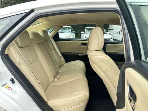 Used 2016 Toyota Avalon XLE FWD image 17
