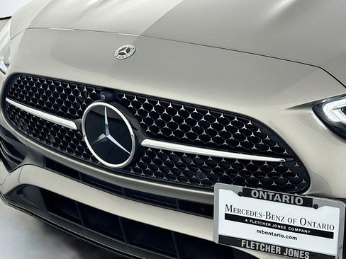 Used 2023 Mercedes-Benz C 300 Sedan image 12