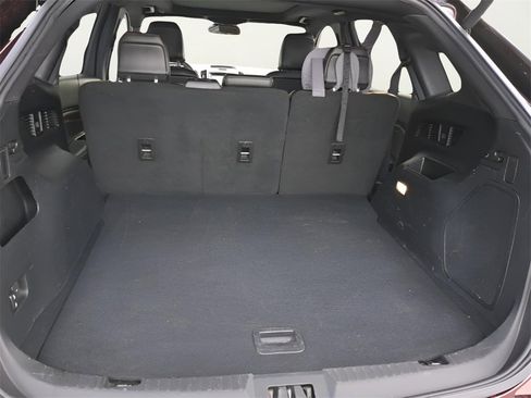 Used 2020 Ford Edge Titanium w/ Equipment Group 301A image 10