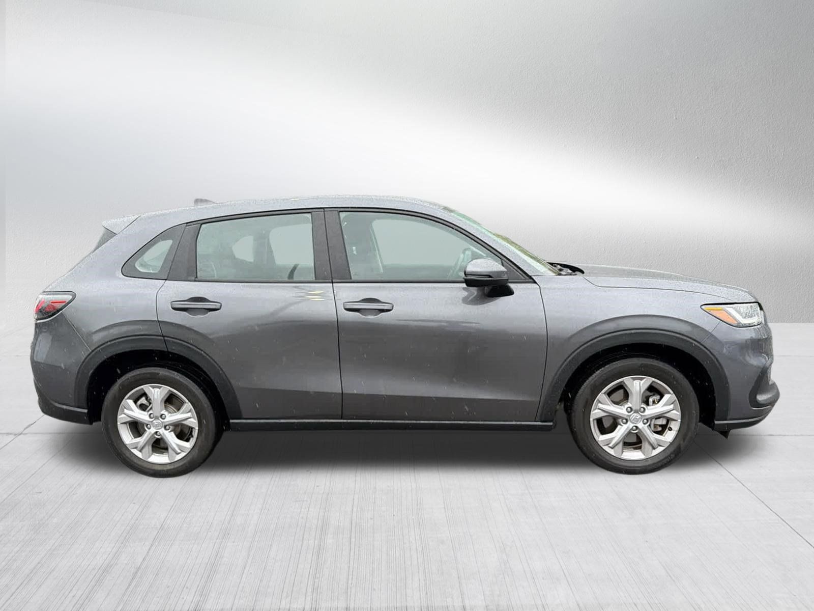 Used 2024 Honda HR-V LX image 3