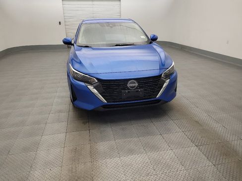 Used 2024 Nissan Sentra SV FWD image 14