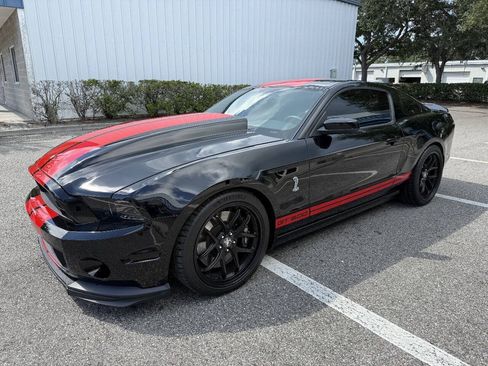 Used 2013 Ford Mustang Shelby GT500 RWD image 1