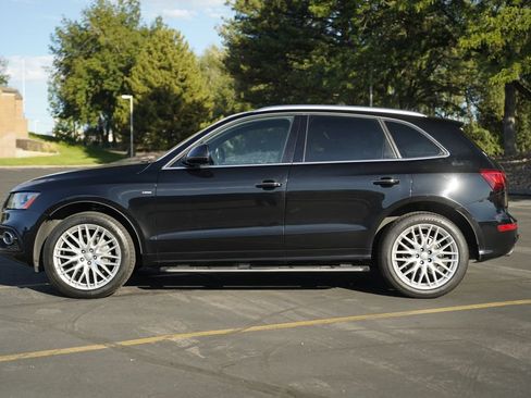 Used 2017 Audi Q5 2.0T Premium Plus AWD/4WD image 2