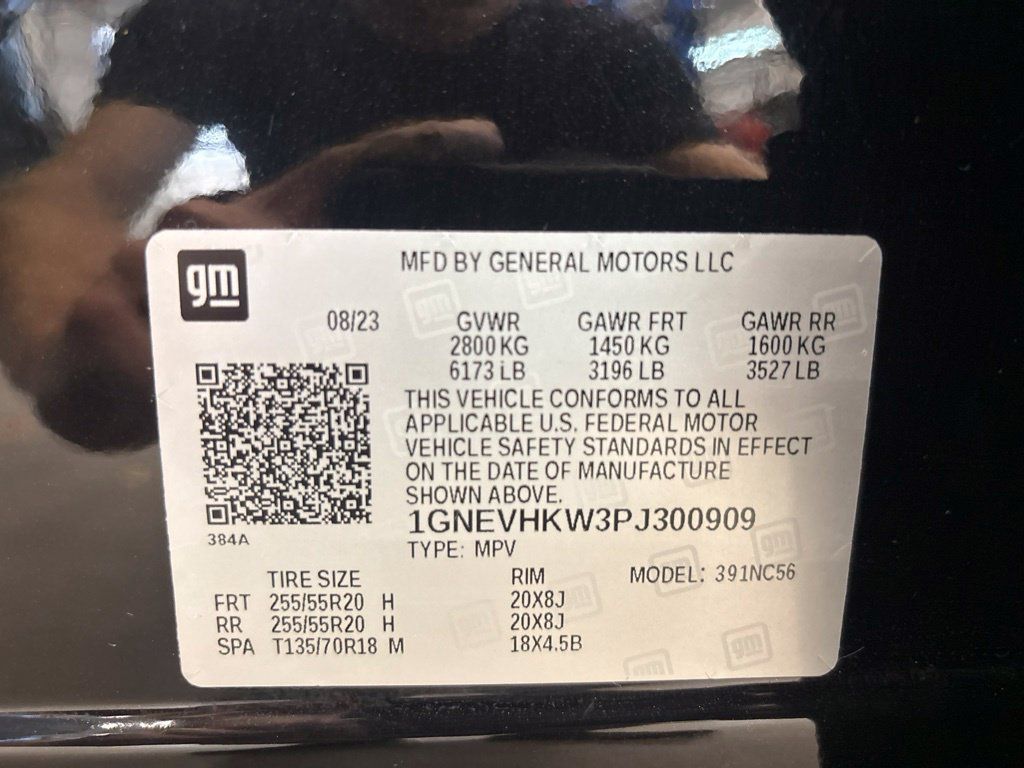 Used 2023 Chevrolet Traverse LT w/ LT Premium Package AWD/4WD image 32