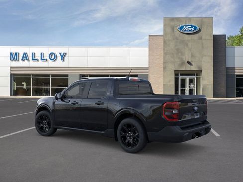 New 2026 Ford Maverick Lariat w/ Black Appearance Package image 4