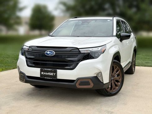 Certified 2025 Subaru Forester Sport AWD/4WD image 1